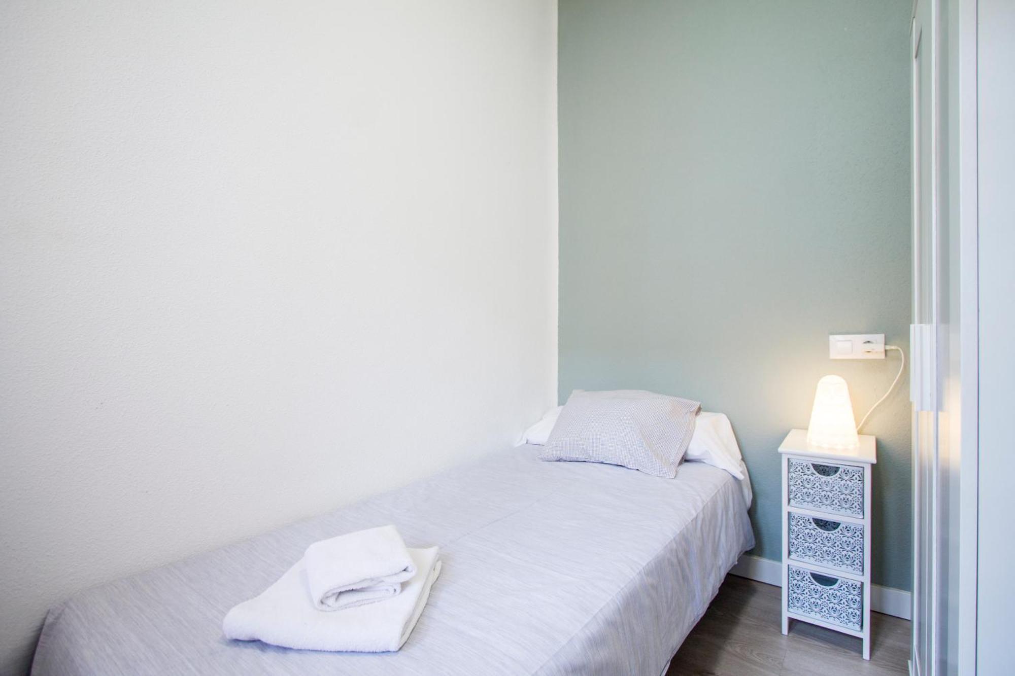 Apartamentos Tetuan Sandino Madrid Exterior photo